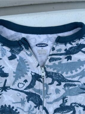 Old Navy one piece Dinosaur Zip long sleeve Pajamas